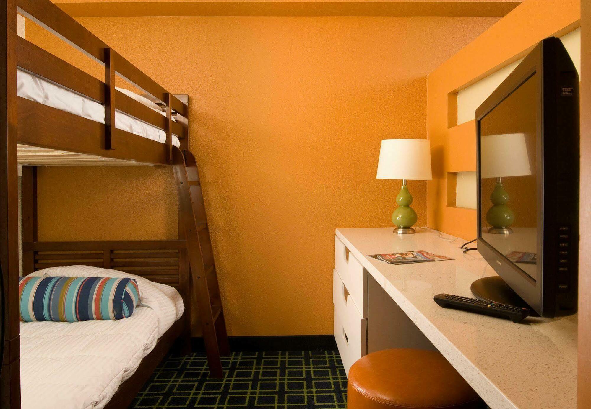 Fairfield Inn & Suites By Marriott Orlando Lake Buena Vista Zimmer foto
